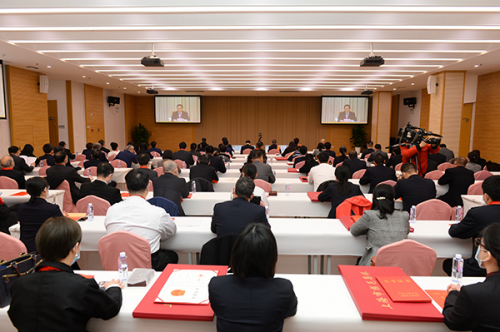 以優(yōu)質(zhì)服務贏得消費者信賴，大金空調(diào)劉紫劍當選上海市勞動模范