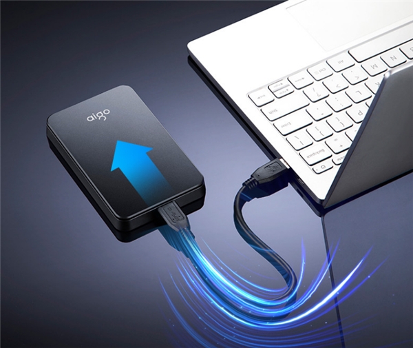 阿里云盤公測?你還是需要一塊aigo移動硬盤