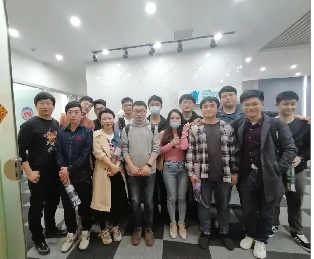 火星時代重慶校區拜訪逐影科技 四學員直獲offer