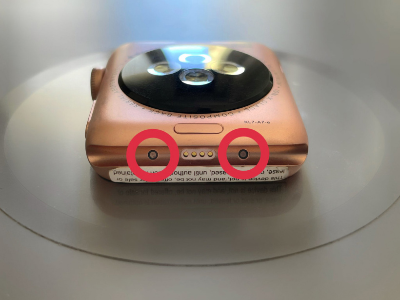 Apple Watch S3 原型機曝光:配備智能連接器,可實現血壓監測