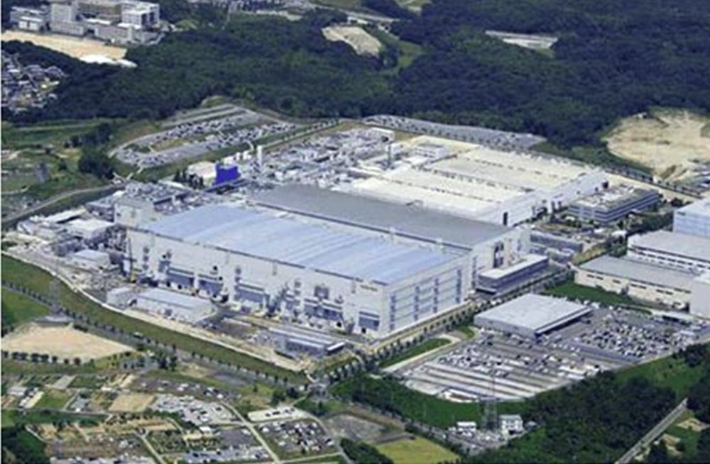 SSD固態硬盤怎么選？SSD緩外速度減半使用有什么影響？