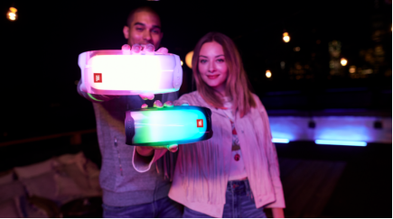 炫彩音質，盡情脈動  JBL PULSE4 音樂脈動四代便攜式藍牙音箱