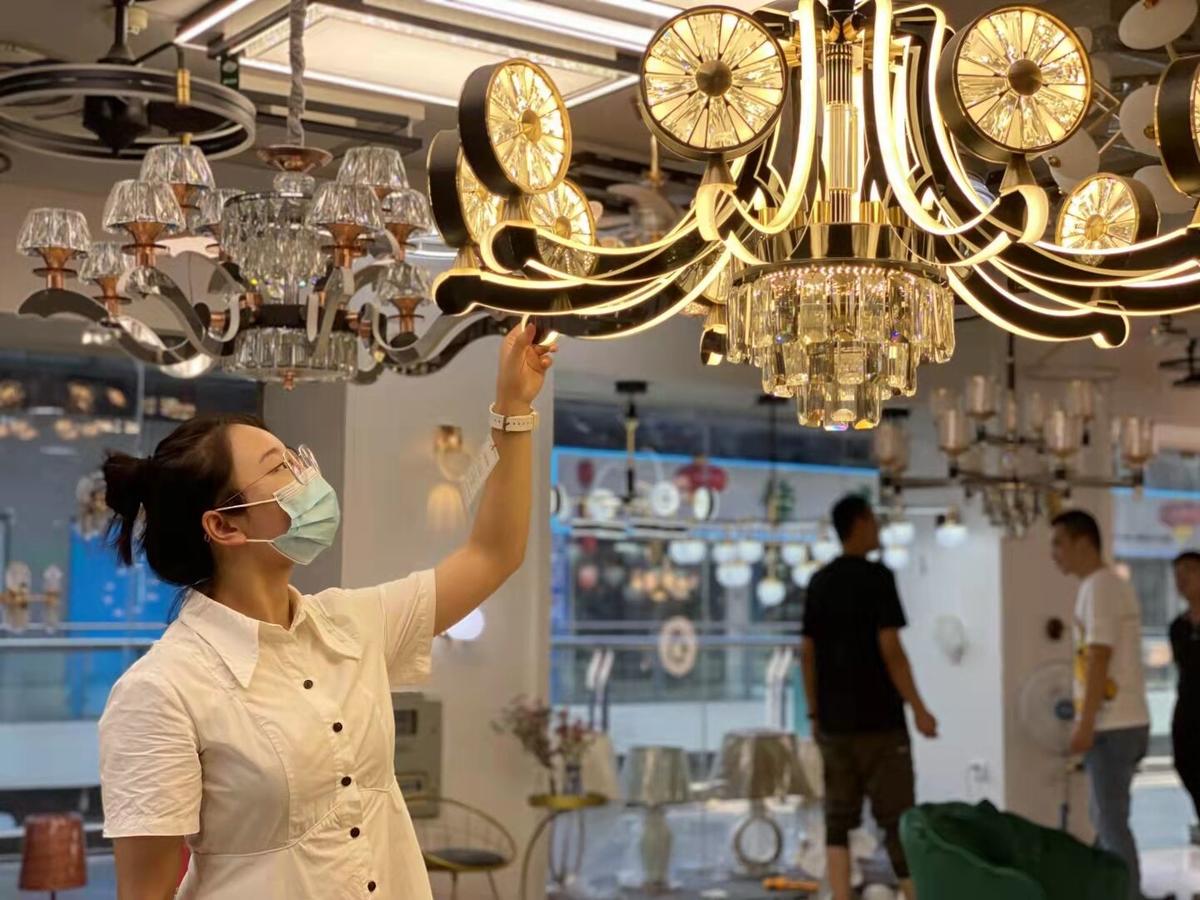 中山燈飾展炫彩漢口北 百余品牌為你“星星點(diǎn)燈”