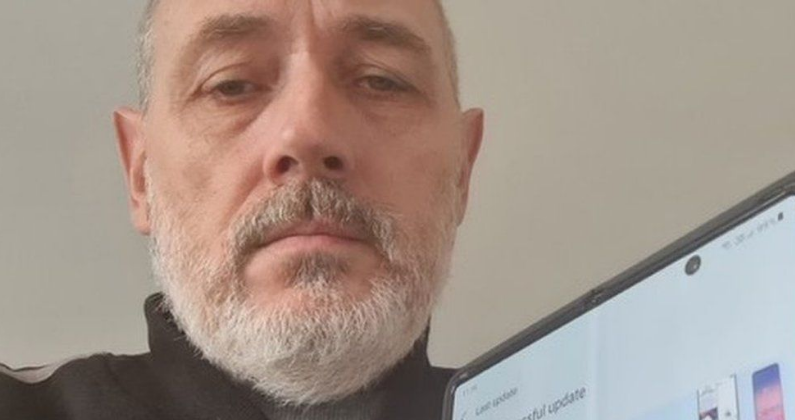 部分英國手機用戶收到安裝俄羅斯應(yīng)用的通知，三星致歉