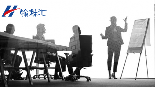 ThinkPad家族與Windows 10 Pro 的完美結合,讓網課教學飛起來。