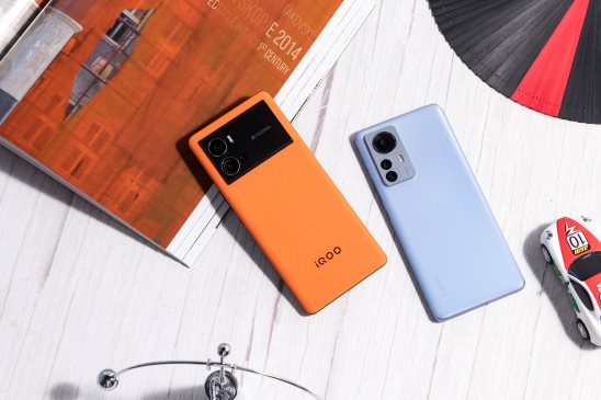辭舊迎新，新年該換怎樣的手機(jī)？推薦iQOO小米這兩款旗艦