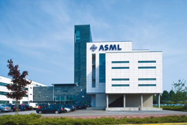 ASML 阿斯麥 Q1 財測低于預期,分析師:與存儲芯片價格大跌有關