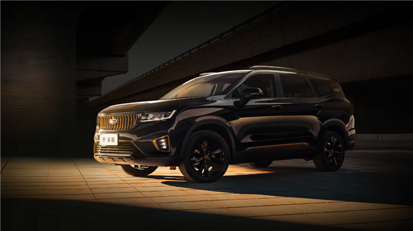 成功“鍍金”!吉利豪越黑金限定版亮相