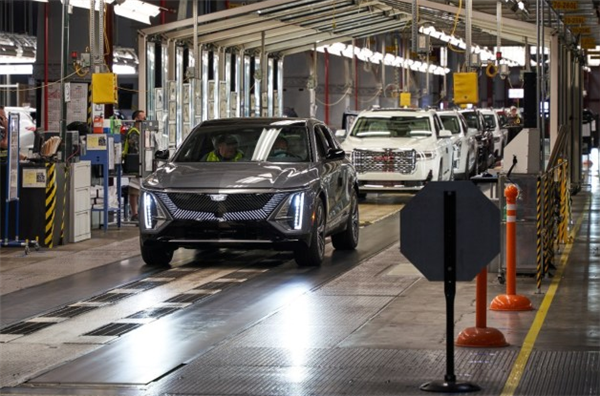 凱迪拉克純電動汽車LYRIQ下線：續航650公里，第三季度國內交付